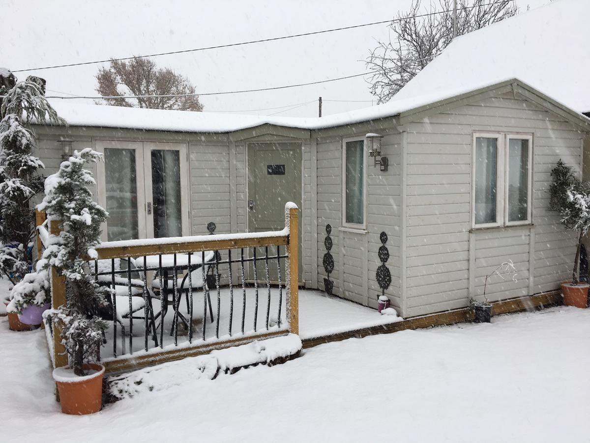 The Willows Guest House Takeley Extérieur photo