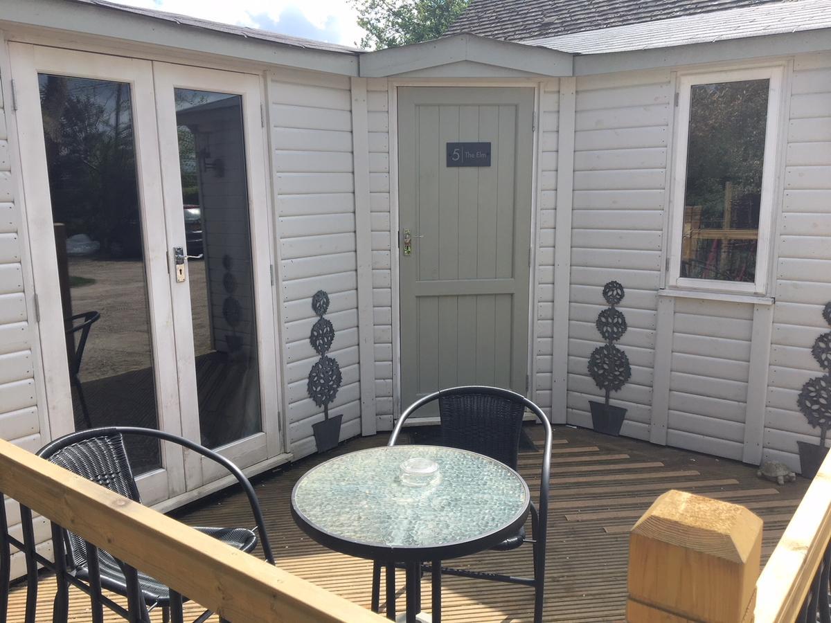 The Willows Guest House Takeley Extérieur photo