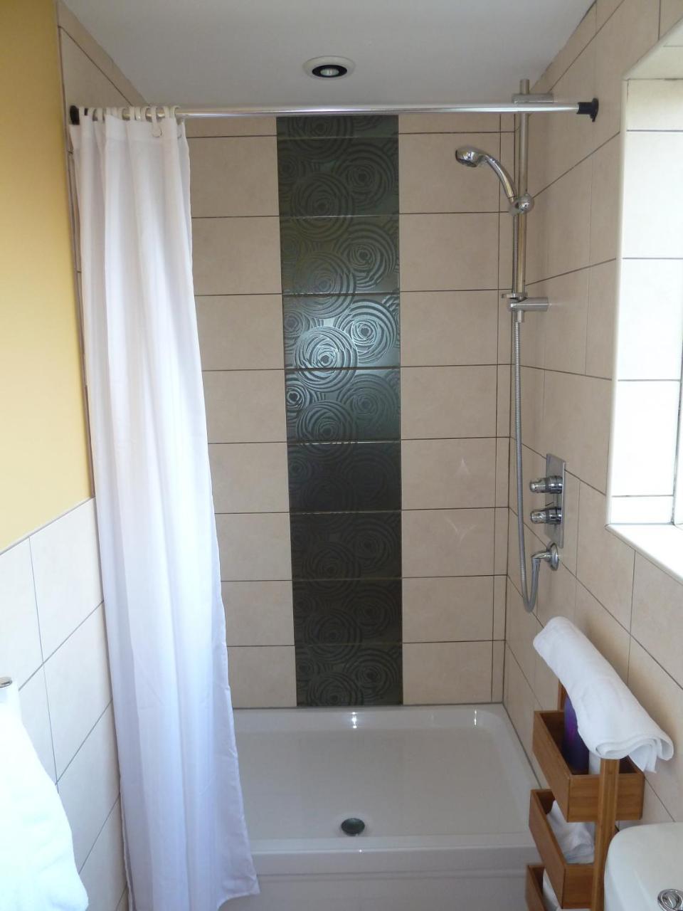 The Willows Guest House Takeley Extérieur photo